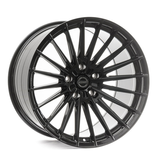La Chanti P17 - Gloss Black